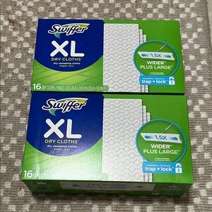 Swiffer XL Dry Cloths with Trap & Lock Technology